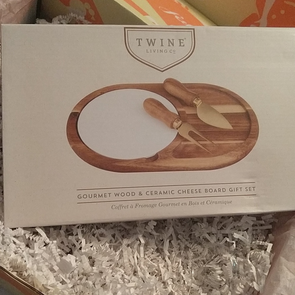 Twine cheese board with plate 🧀 😋